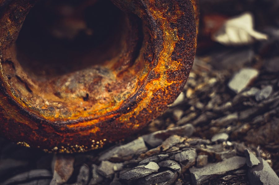 Coroziunea din interiorul conductelor poate explica avariile repetate