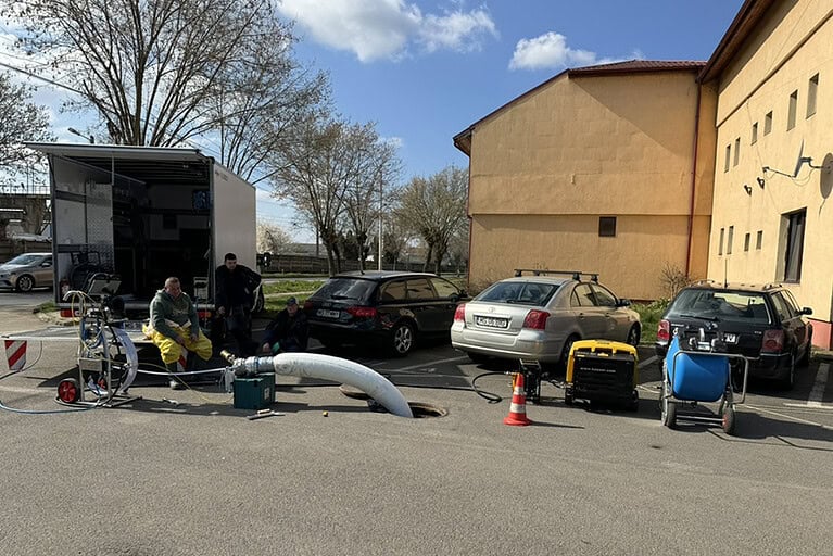 Mirosul de canalizare persista in cladire? Problema trebuie localizata corect