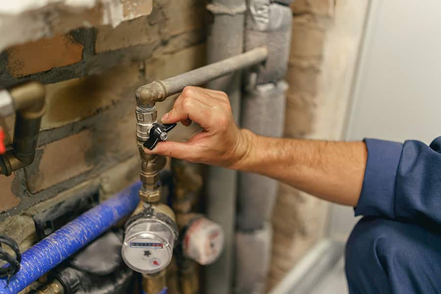 Presiunea apei a scazut in cladire? Problema poate fi ascunsa