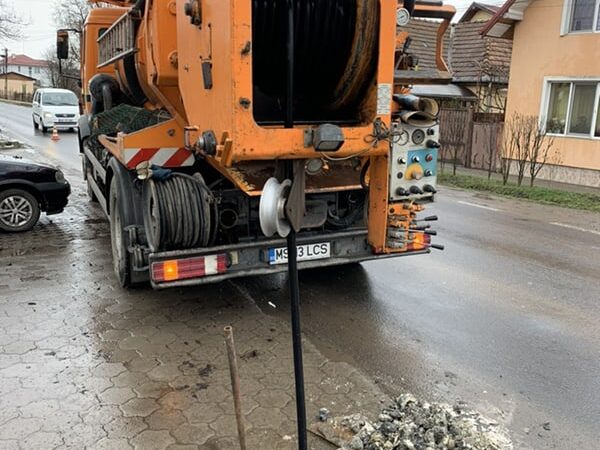 Desfundare canalizare Targu Mures 5